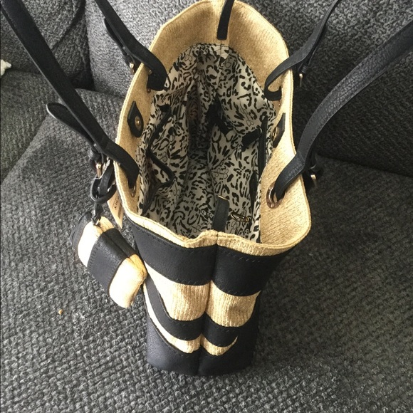 Brand New Jessica Simpson bag - Picture 7 of 7